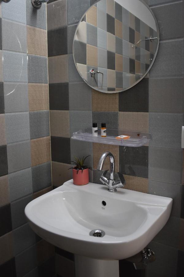 Bir High Hotel Kültér fotó